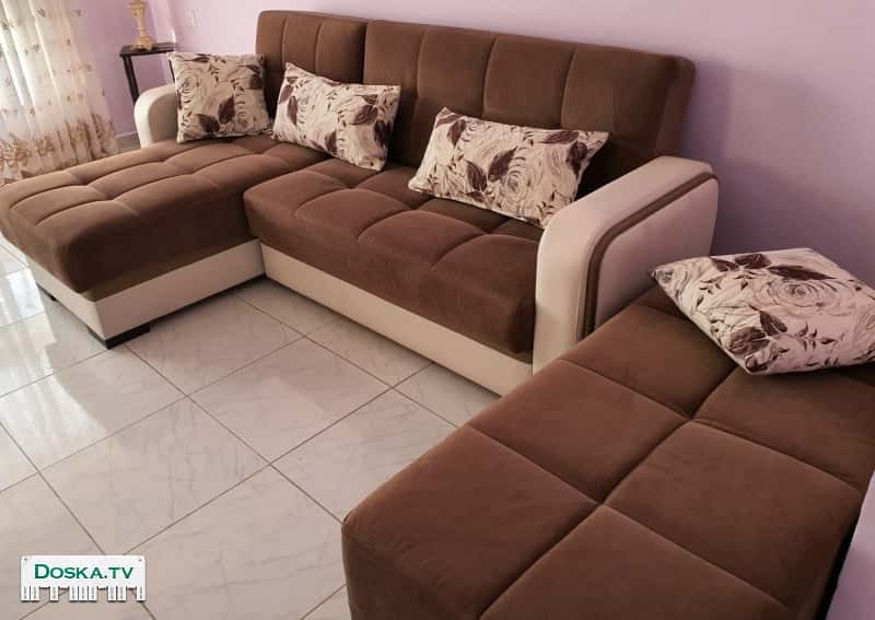 угловой  диван+пуф в очень хорошем состоянии!  Пуфик:126/63, диван
