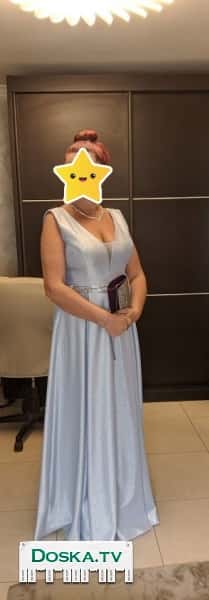 Платье для особых торжеств 42-44 размера .