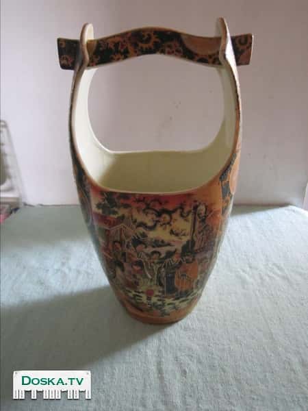 Ваза китайская Zhongguo Zhi Zao ,керамическая. Рисунок- Мандарин со