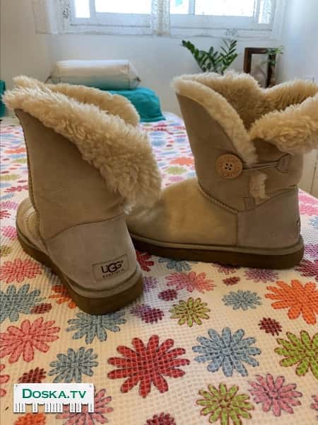 Сапоги женские UGG оригинал.р-р 39