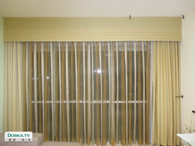 Занавес для салона общая длина(ширина) 3.60метра. Высота подходит под потолок