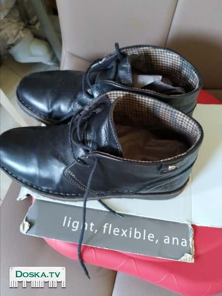 Ботинки новые , Португальские,   из натуральной черной