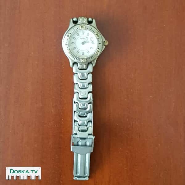 Для коллекционеров и любителей часы "attack" hw  часы "Xin