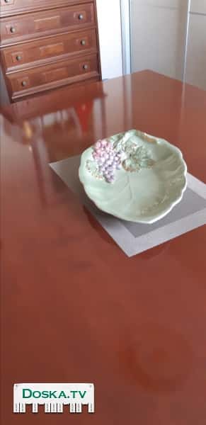 Стол обеденный для пинат охель цельное дерево как новый размеры110*180*330