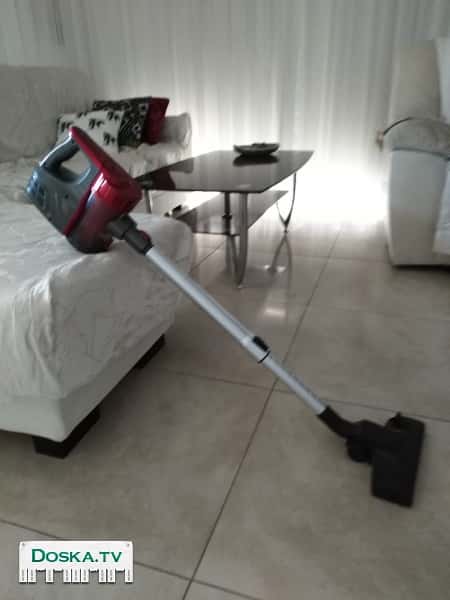 Пылесос заряжаемый беспроводный ручной с принадлежностями  есть гарантия