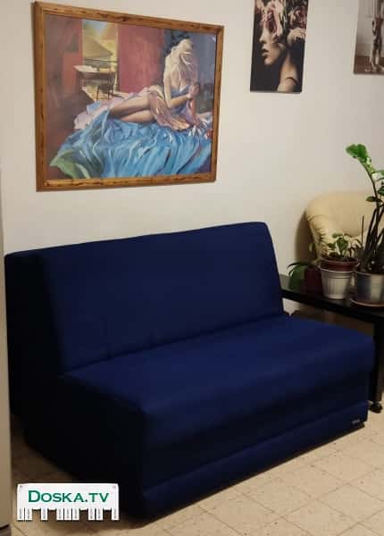 Раскладной диван-кровать с ящиком для белья. Куплен в конце 2019