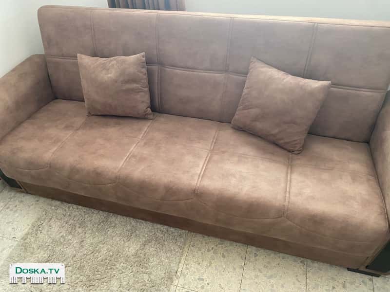 раскладной диван в отличном состоянии