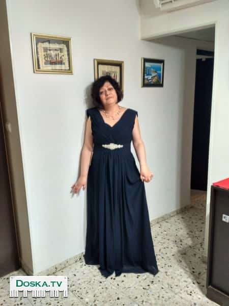 За символическую цену 300 шек. - платье для мамы невесты