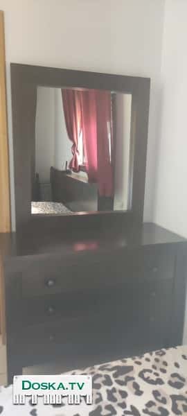 В связи с переездом срочно продаю!!! Кровать 150*190, комод с