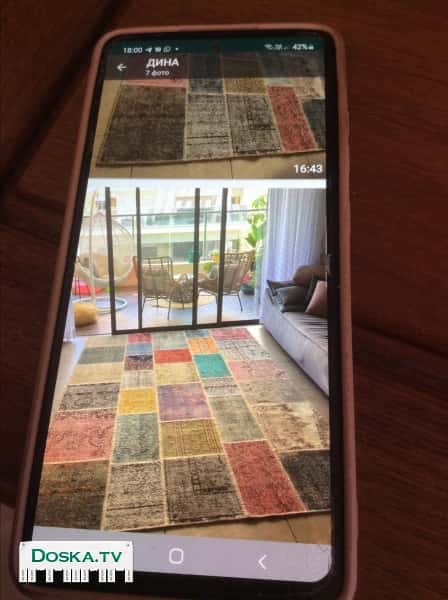 100% шерсть. Тонкий. Модная модель. В отличном состоянии, как новый