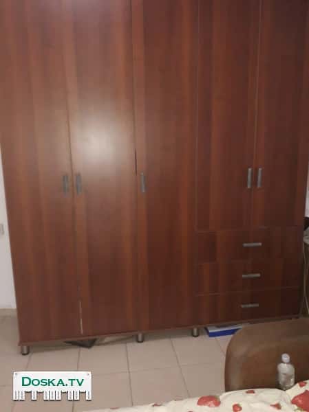 Шкаф 5-створчатый, внизу 3 ящика, длина 2 метра, глубина 55