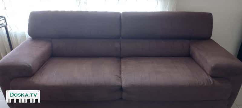 Продаю диван производства Италия фирма Ультима Размер 2.8 на 0.95