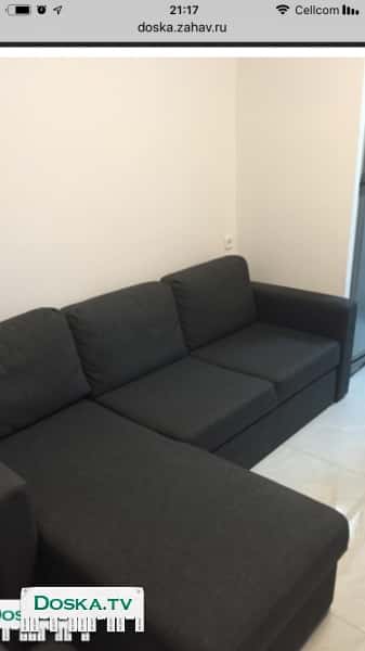 Угловой диван 2400 серый цвет очень красивый . Как новый