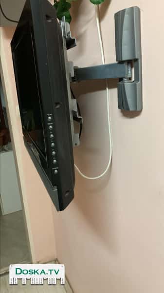 Lcd 26” вместе с креплением