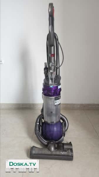 пылесос Dyson DC25. Все работает. Шланг абсолютно новый, была произведена