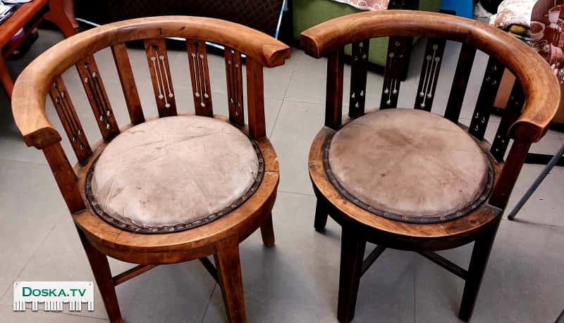 Стулья ручной работы.