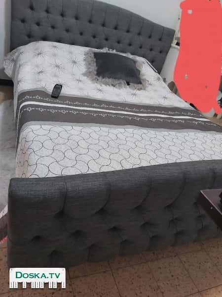 кровать без матраца