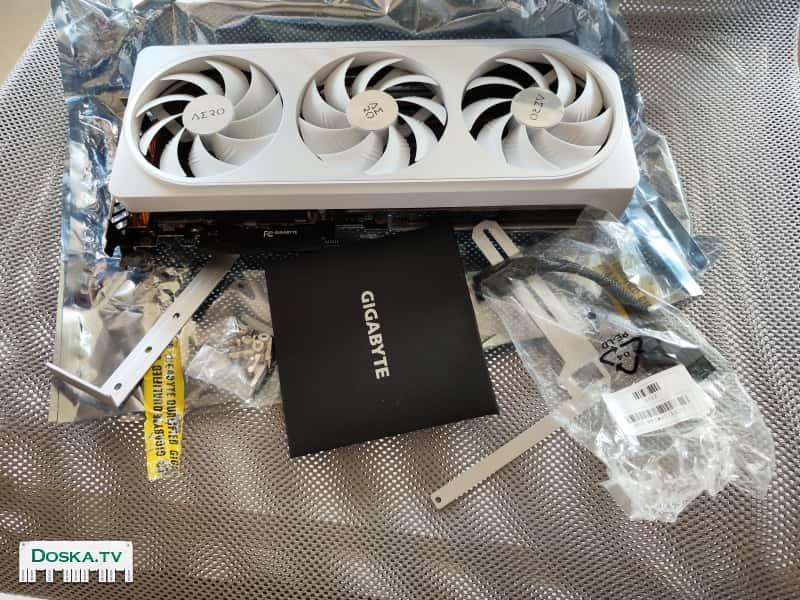 Видеокарта использовалась для экспериментов с нейросетями. Нагрузка была не частой,