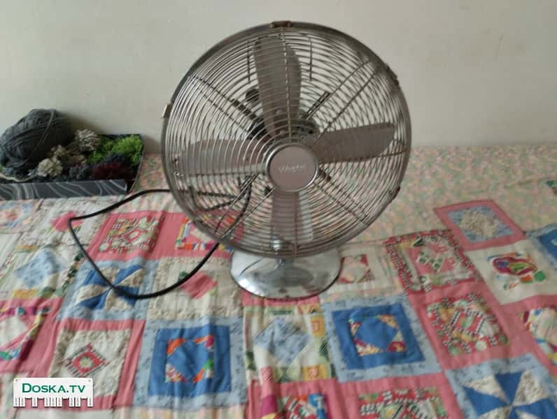 Почти винтажный вентилятор. Отлично работает. (полностью - металл!)