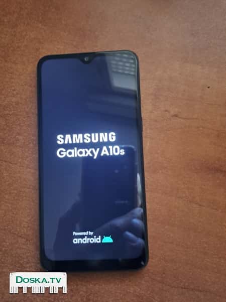 телефон в хорошем состоянии.