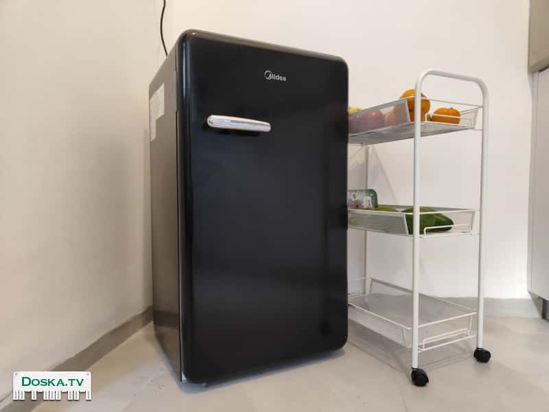 Мини-холодильник MIDEA, в ретро стиле, черный  44*47*85см  В