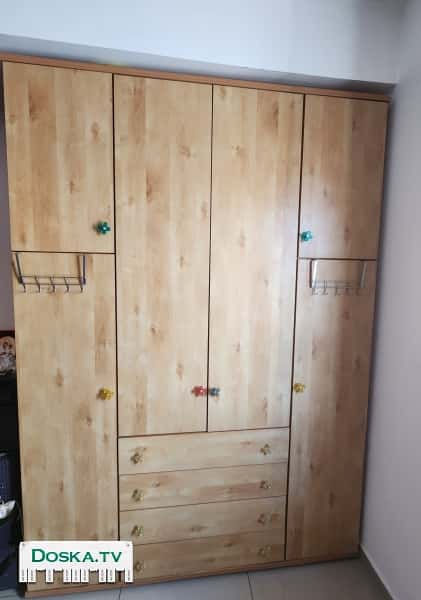 шкаф в хорошем состоянии. Бат ям.