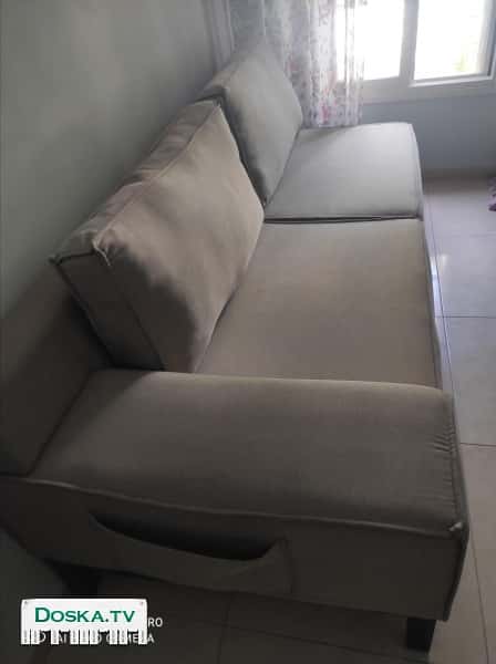 Диван в отличном состоянии.