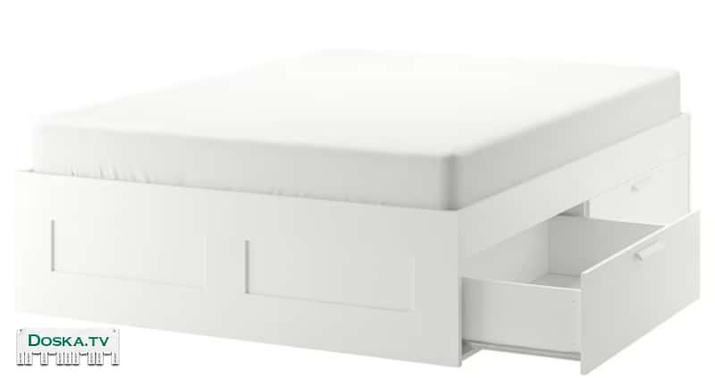 Продаю кровать с матрасом размер 160 см на 200 см