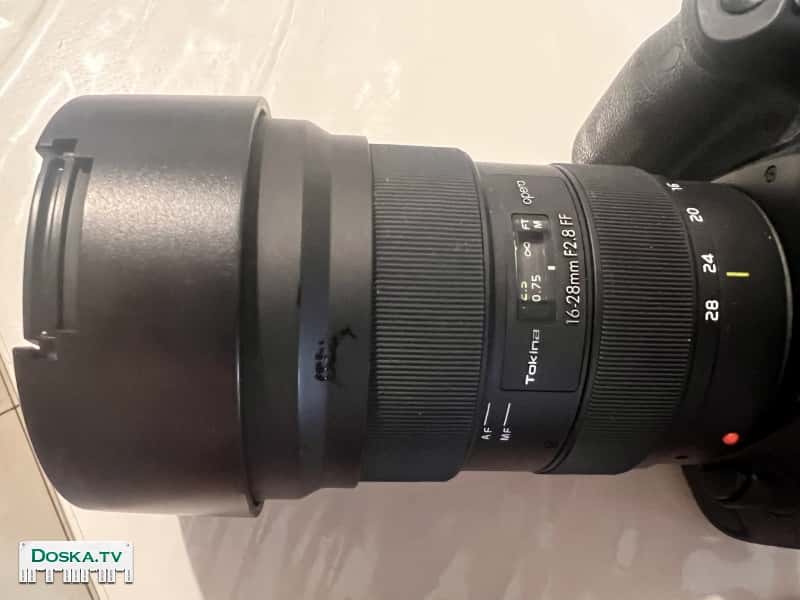 Обьктив по состоянию «как новый» использовался несколько раз. коробка и