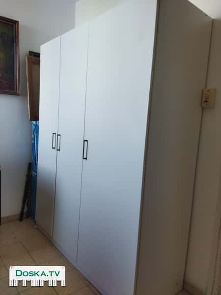 Шкаф чистый, практически новый размеры 140х180х51