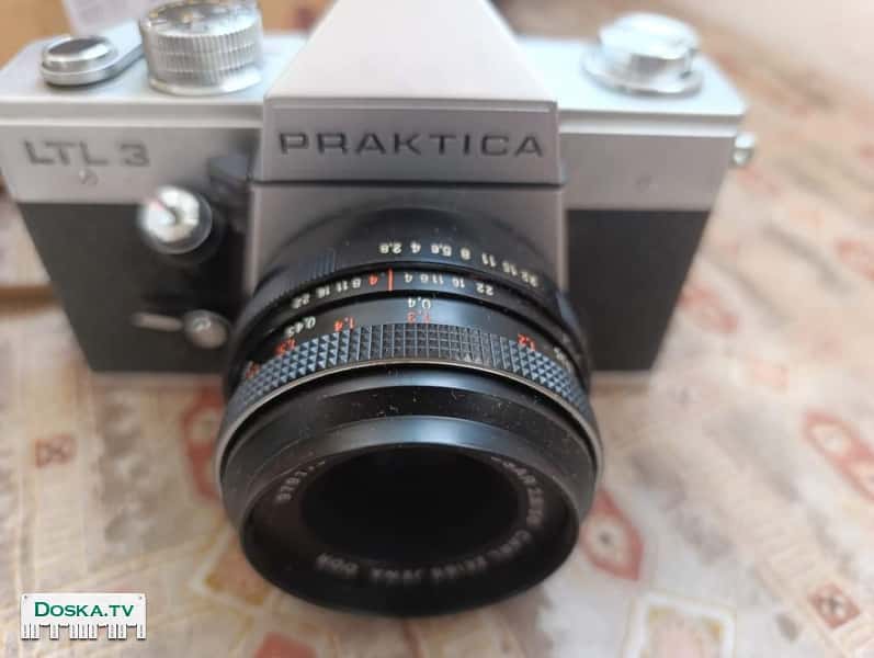 Немецкий пленочный фотоаппарат в идеальном состоянии в оригинальном футляре.