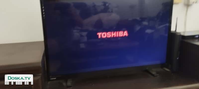 Телевизор TOSHIBA 32 инч. в отличном состоянии. как бонус добавляю