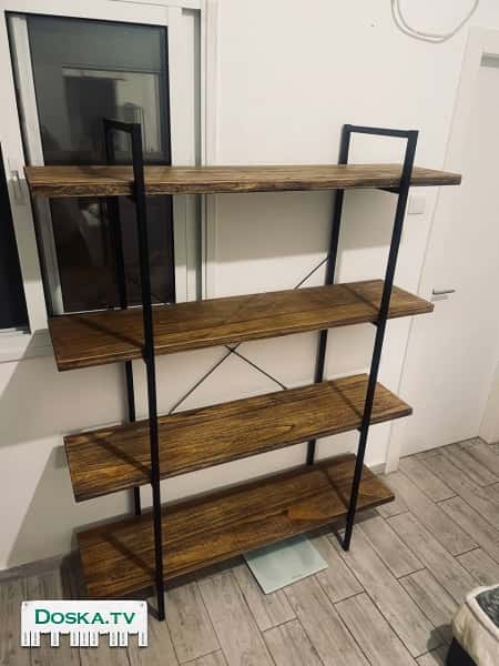 полки Хорошо дополняют интерьер спальни или гостиной  Размер 150см