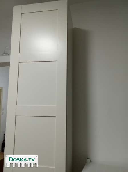 Шкаф/пенал с полками, высокий,однодверный