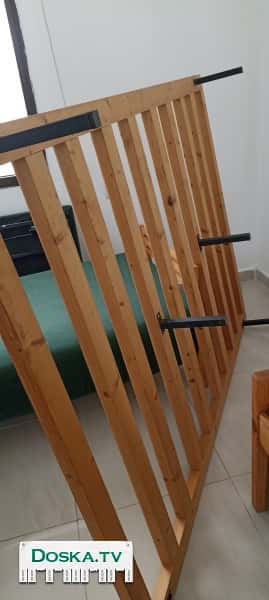 Кровати 190*140, деревянное основание, массив. Надёжное. На ножках. 100 шек.