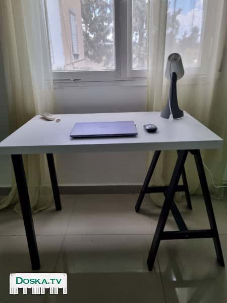 Столы Ikea,  длина столешницы с черным подстольем 100 см.