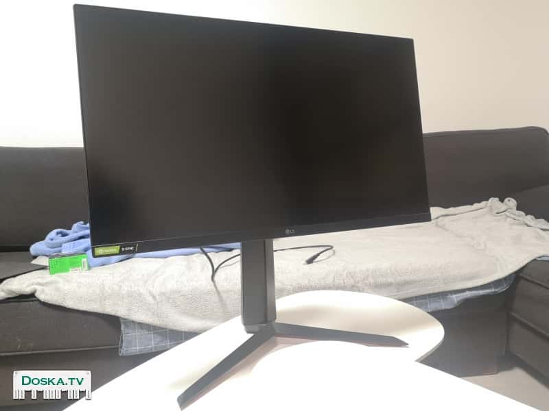 Монитор LG ULTRAGEAR FHD 240 герц. Внимание, потерян провод в