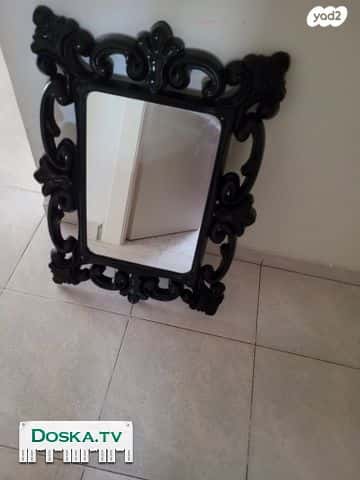Декоративное зеркало в старинном стиле. Размеры: 60X70 см