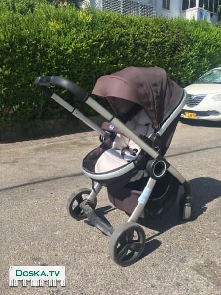 Продаём коляску-трансформер Chicco Urban коричневого цвета. С рождения до 3