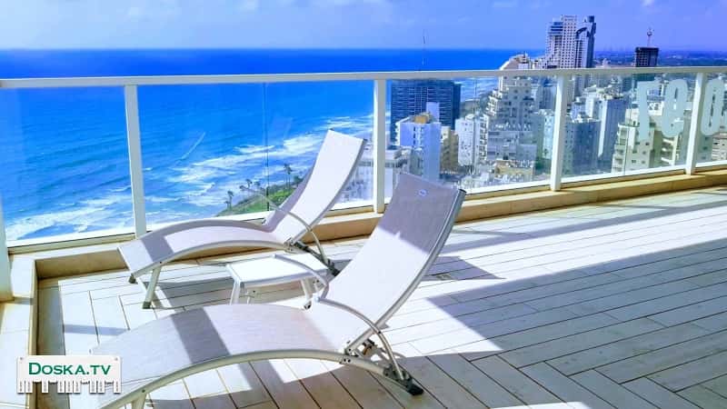 Шестикомнатный минипентхаус на берегу моря в Нетании