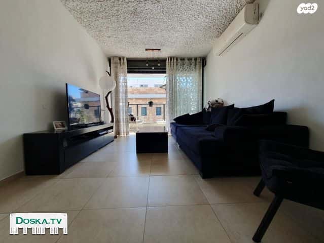 Востребованный район Неот Рэйчел!!! возле учебных заведений Идеальное место для