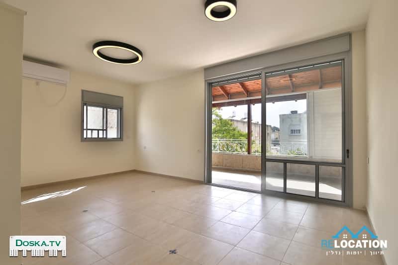 Улучшенная квартира на улице Хагдуд Хаиври – Восточная Кирьят Хаим