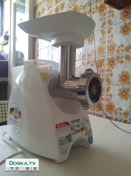 современная мясорубка, дополнительно шинковка с 4 барабанами, цитрус-пресс, шнековая соковыжималка