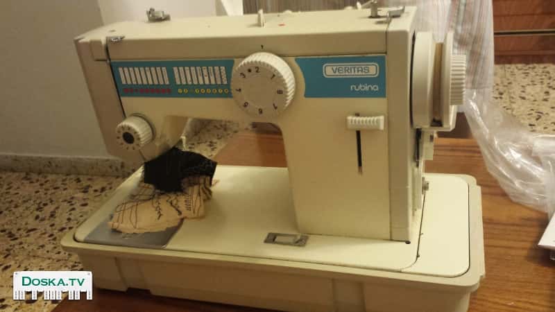Электрическая швейная машина Veritas в прекрасном состоянии. Полный комплект. Подробности