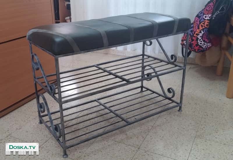 полку для обуви (металлическая), ручная работа, в единственном экземпляре. Цена