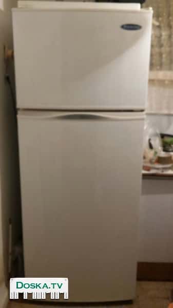 Холодильник в хорошем рабочем состоянии. Есть возможность купить с Петах-Тиквы.