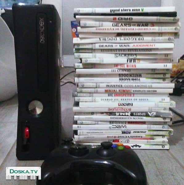 игровую консоль X-box 360 в хорошем состоянии + 28 игр