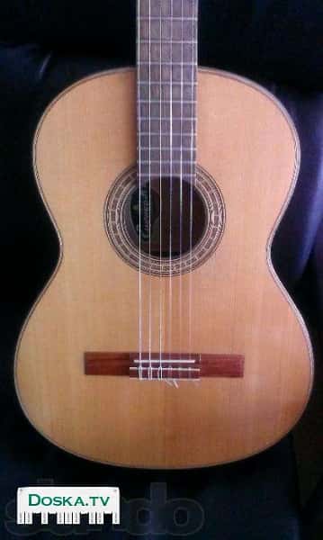 Классическая гитара ручной работы всемирно знаменитого мастера инструменты которого сегодня