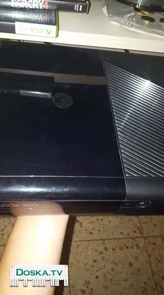 Вместе с консолью идут 8 игр 4 диска