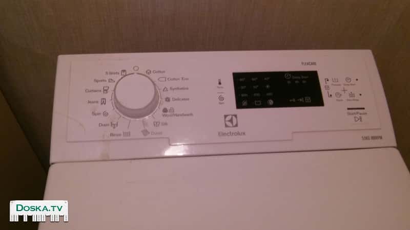 800 шекелей. Стиральная машина с вертикальной загрузкой. Полтора года работы.